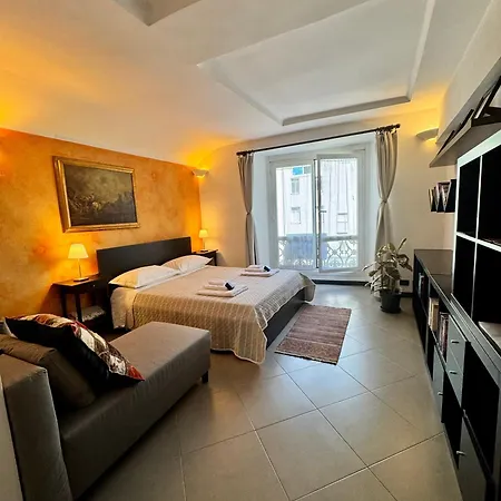 Lägenhet Keys House Genua