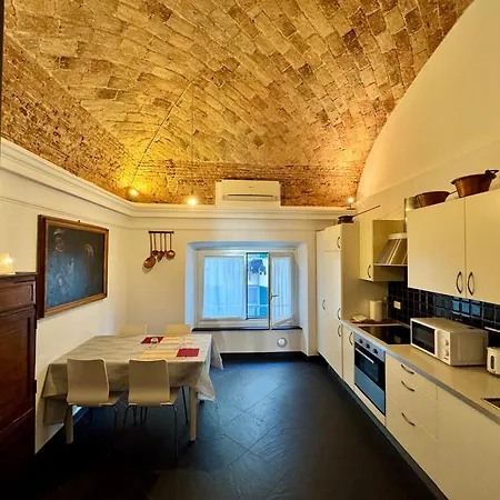 Keys House Генуя